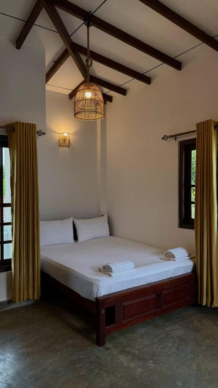 Riverside Cabanas Mirissa Exterior photo